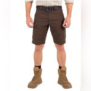 BASS CREEK WORKWEAR brown men cargo Short size 32.